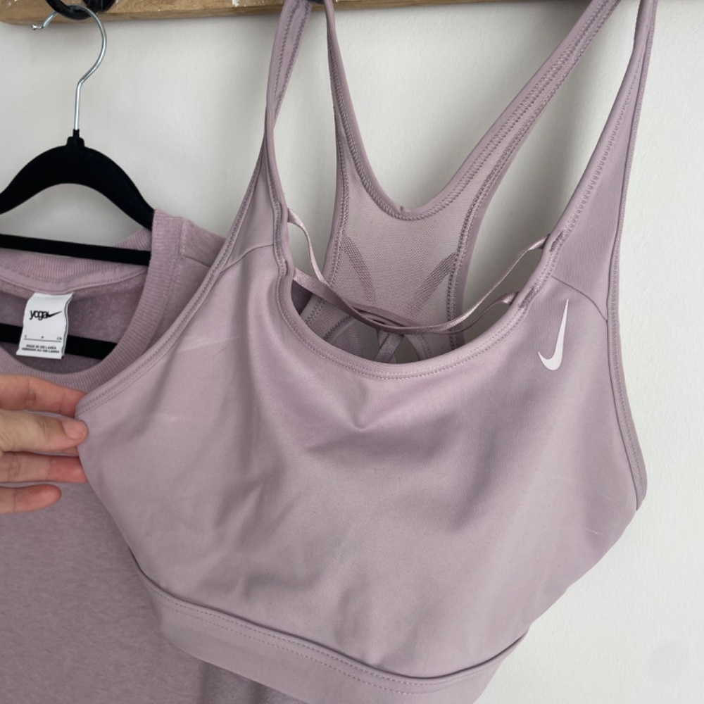 Yoga tops - Picture 2 of 4
